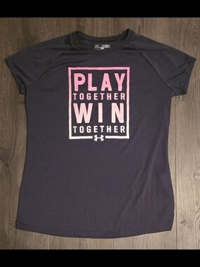 Under Armour Girls' Grey And Pink Play Together Win Graphic Tee
